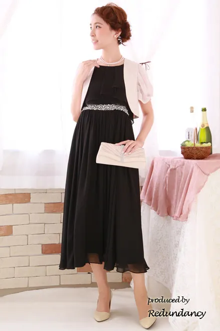 ブラックのシフォン生地×ウエストビジューロングドレス