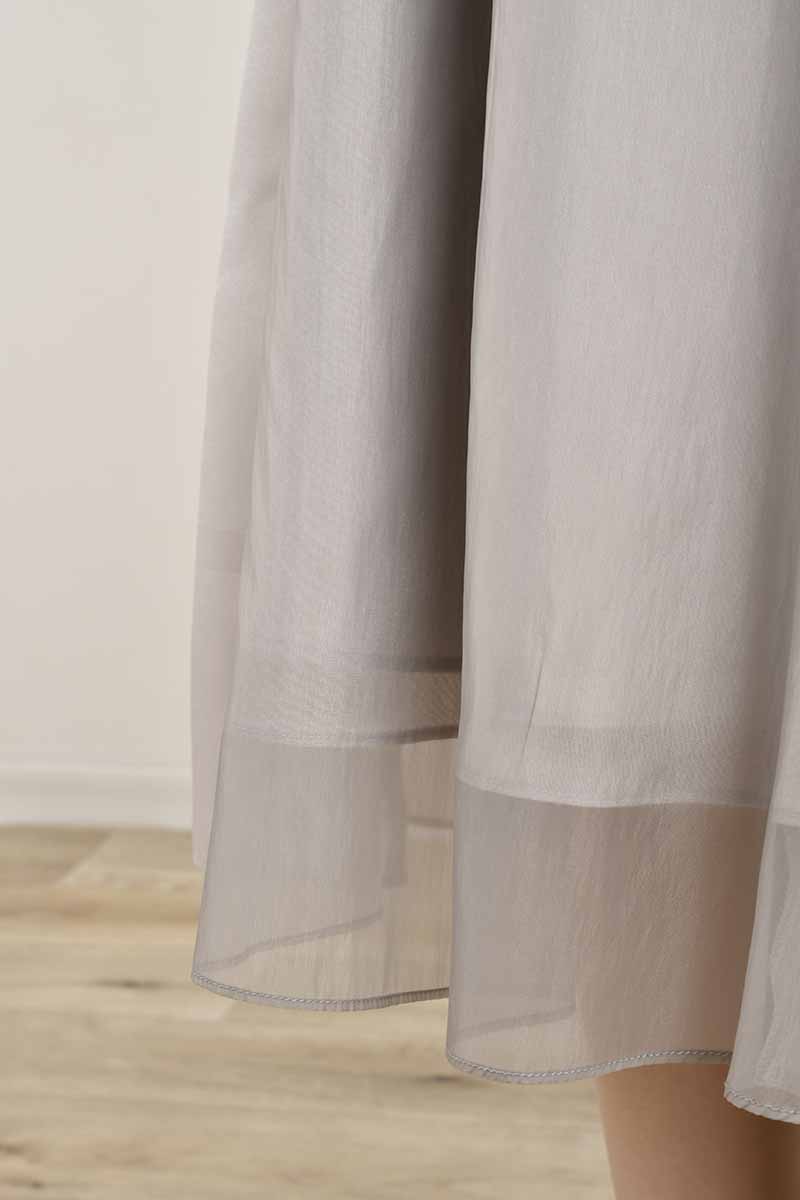 シルバーグレーのサイド切替えシフォンドレスコーディネートセット