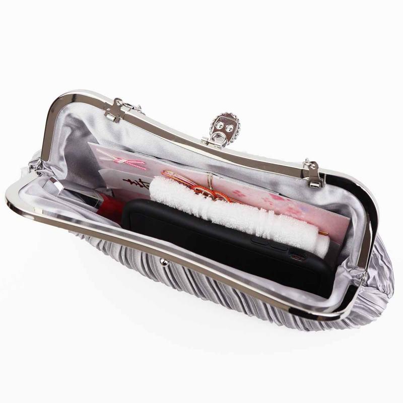 ネイビーのサイド切替えシフォンドレスコーディネートセット