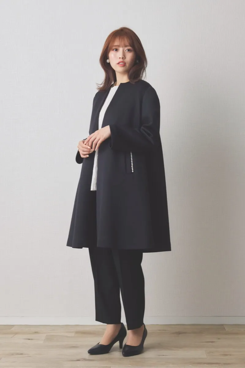 ブラックのパールボンディングコート