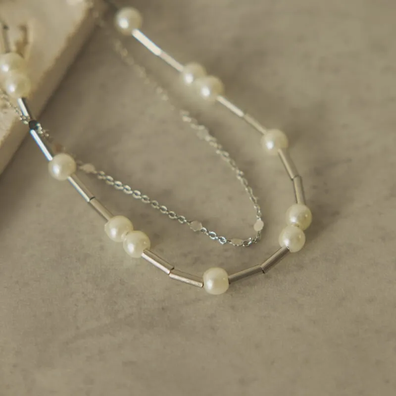 パールとシルバーチェーンの2連ブレスレット