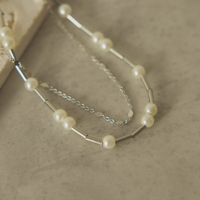 パールとシルバーチェーンの2連ブレスレット