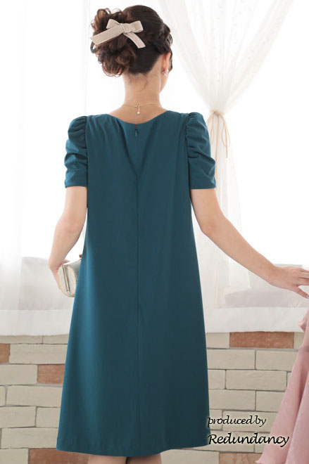 ベージュのシンプルリボンバレッタ