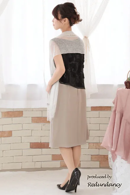 キャメルのリボンパール付きバレッタ