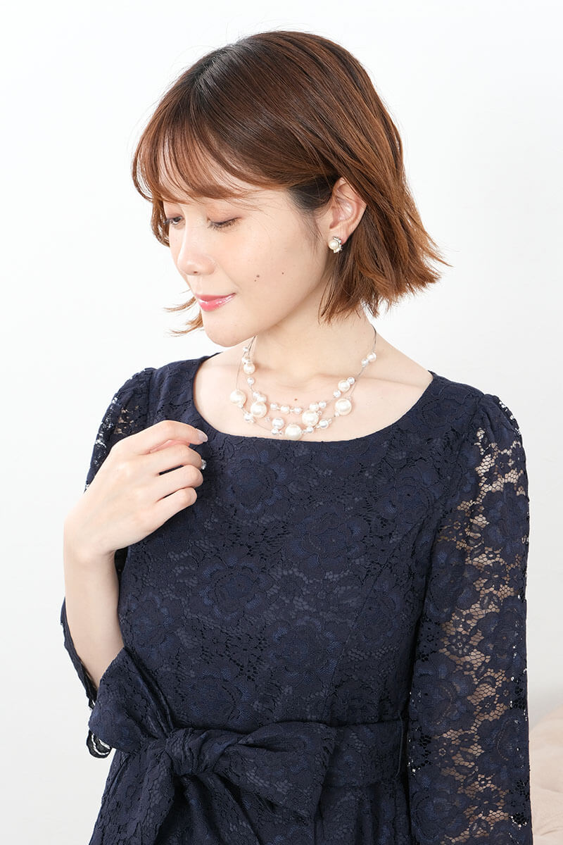 ネイビーの授乳口付きマタニティドレス