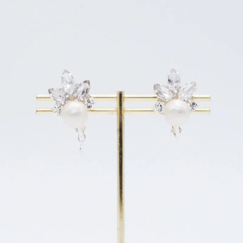 コットンパール×ビジューのイヤリング