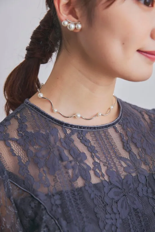パール×メタルのウェーブネックレス(シルバー)