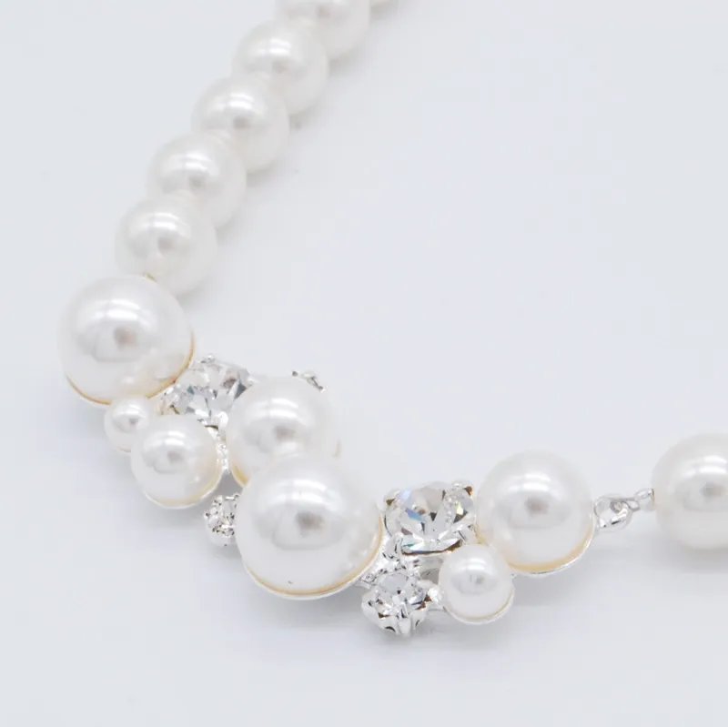 パール×ストーンのモチーフネックレス