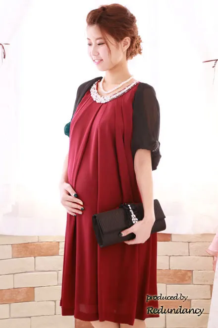 ブラックの袖ラインストーンボレロ