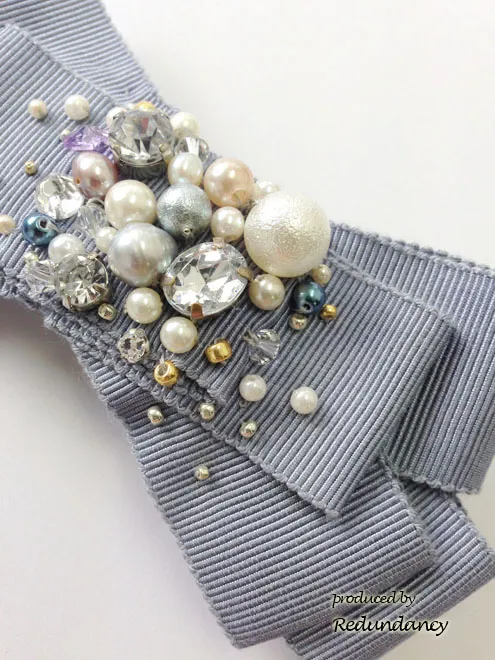 グレーのリボンパール付きバレッタ