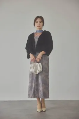 ブラックのファージャケット