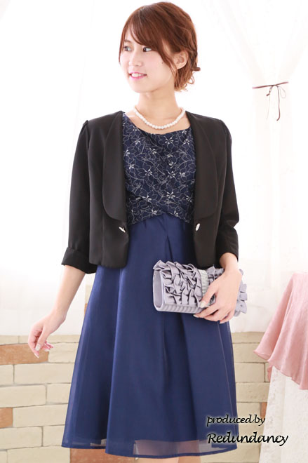 ホワイトパールとストーンのネックレス