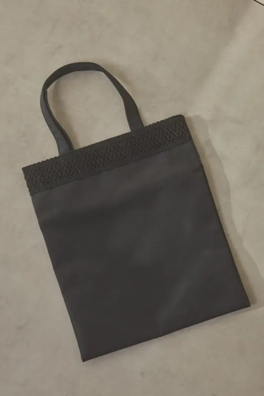 ブラックのフォーマルサブバッグ