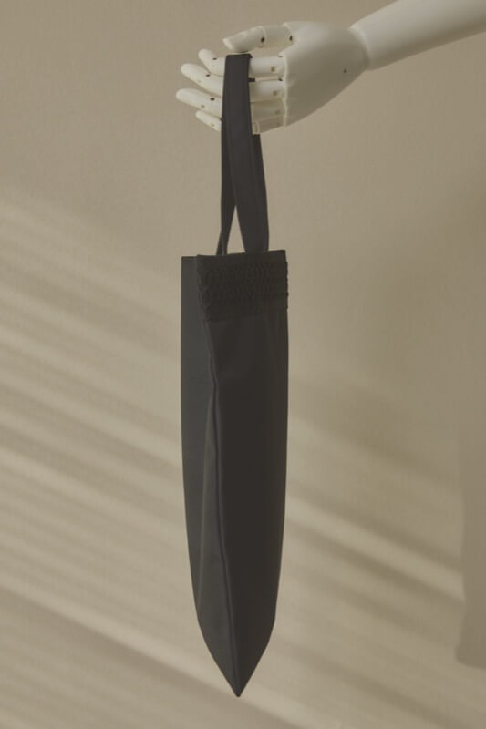 ブラックのフォーマルサブバッグ