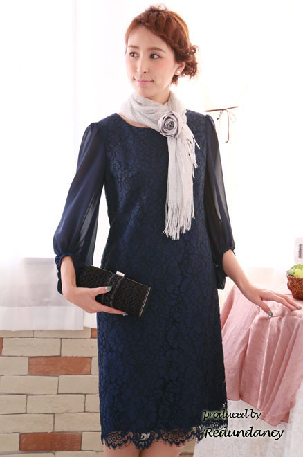 シルバーのラメ入りストール