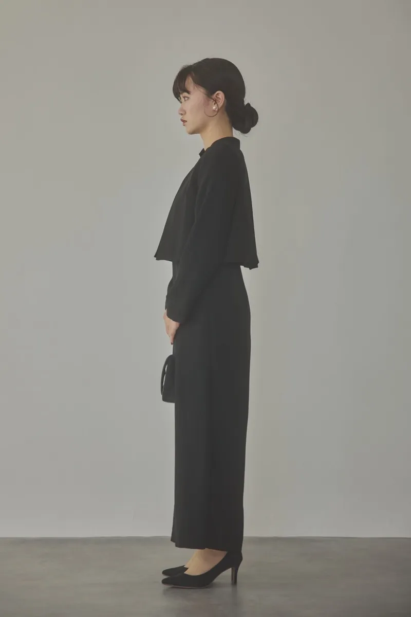 ブラックのハートネックカットオールインワンセレモニースーツセット