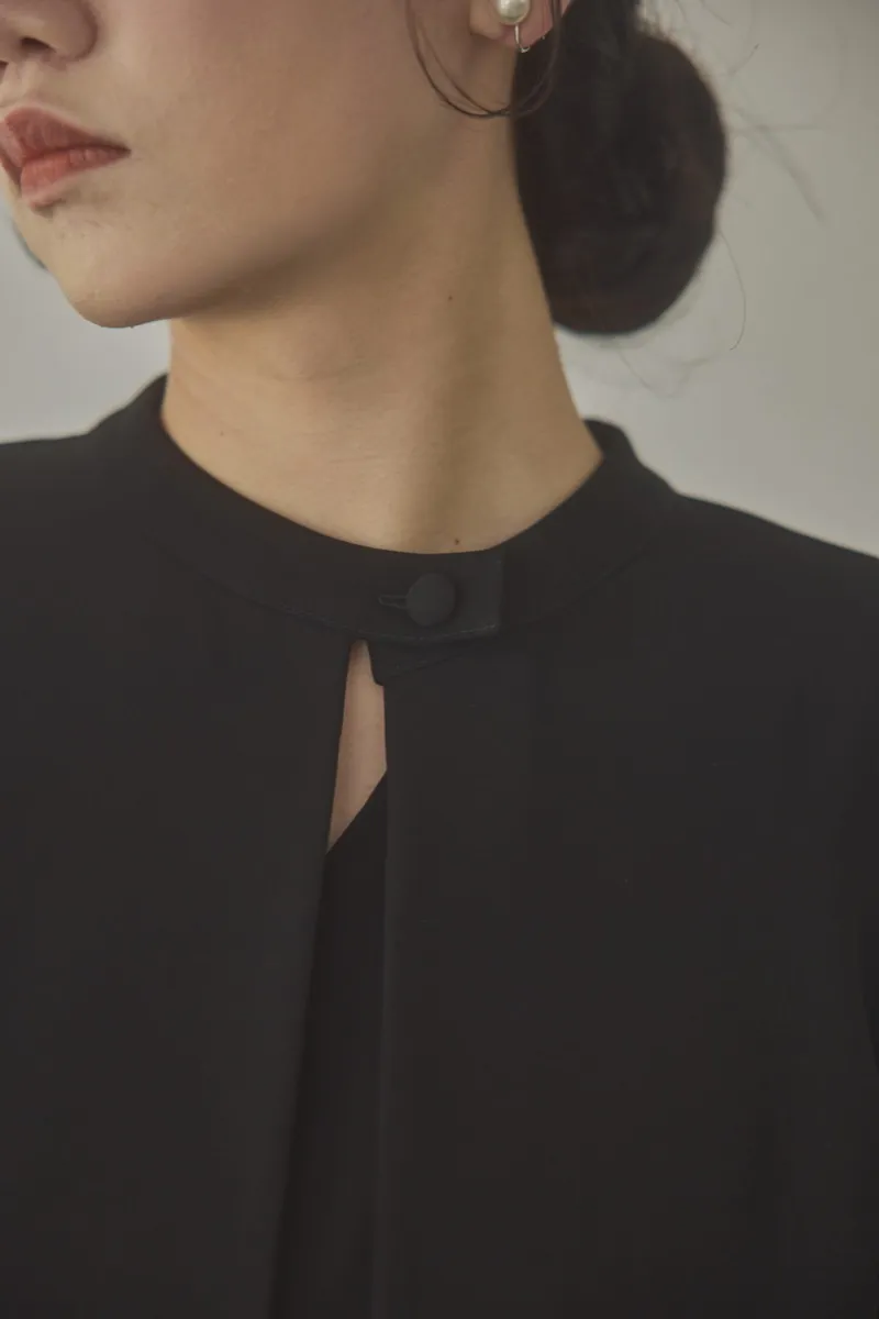 ブラックのハートネックカットオールインワンセレモニースーツセット