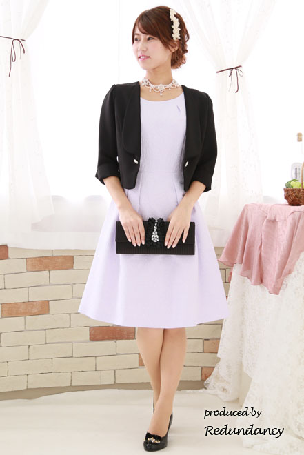 ブラックのラインストーンボタンジャケット