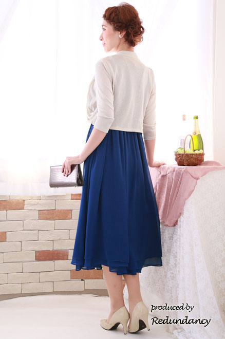 ロイヤルブルーのウエストビジューラッフルドレス