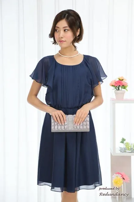 ネイビーのラッフルスリーブミディ丈ドレス