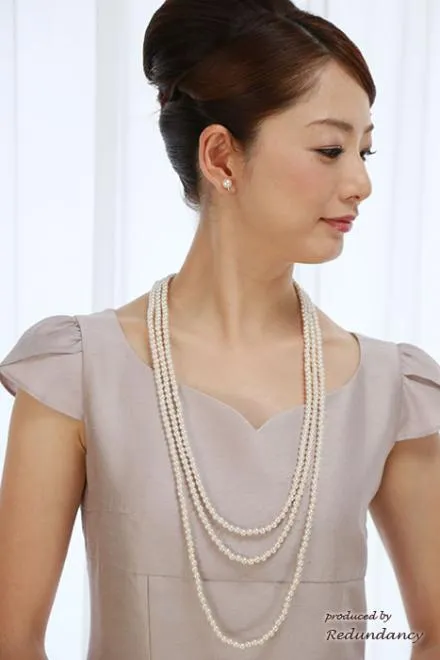 ピンクの肩フリルハイウエストドレス