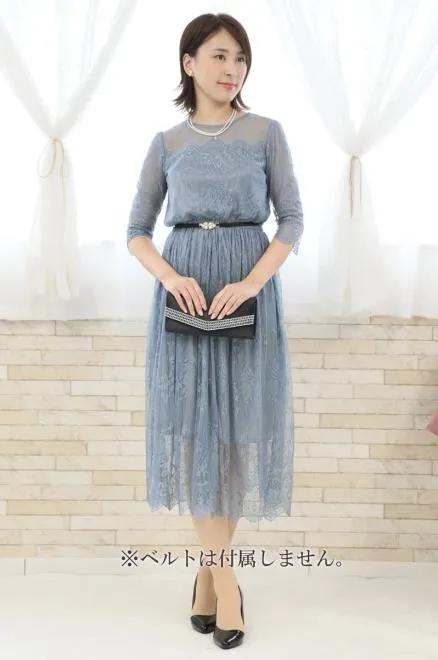 ブルーの長袖シースルー総レースドレス