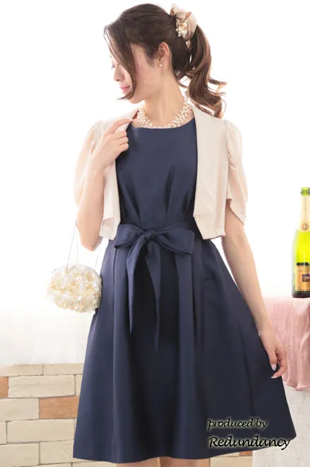 ネイビーのシャンタンウエストリボンドレス