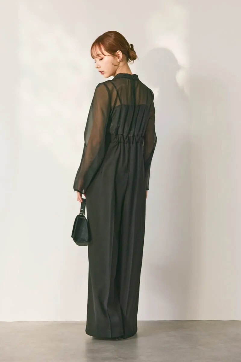 ブラックのアーバンレイヤーオールインワンスーツ