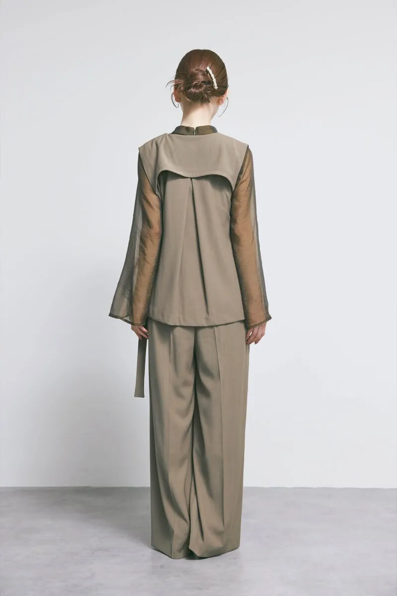 ブラウンのアーバンレイヤーオールインワンスーツ