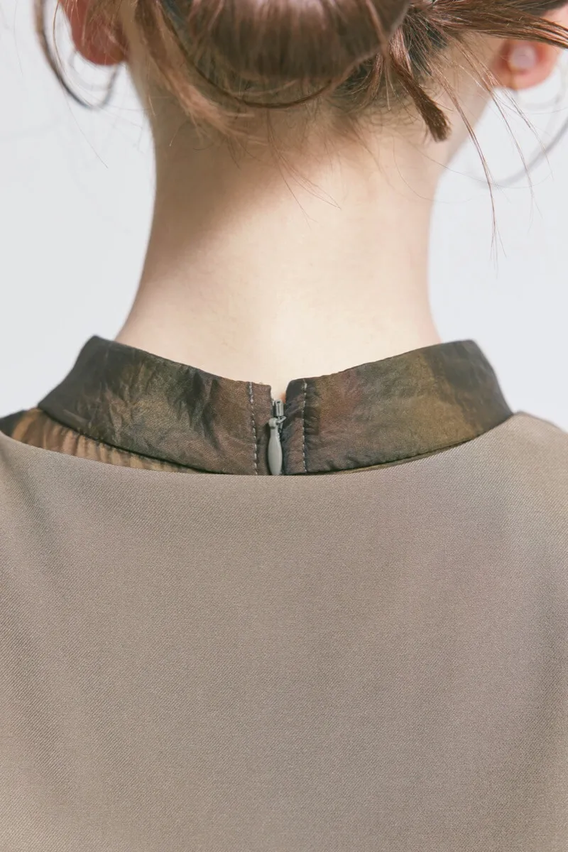 ブラウンのアーバンレイヤーオールインワンスーツ