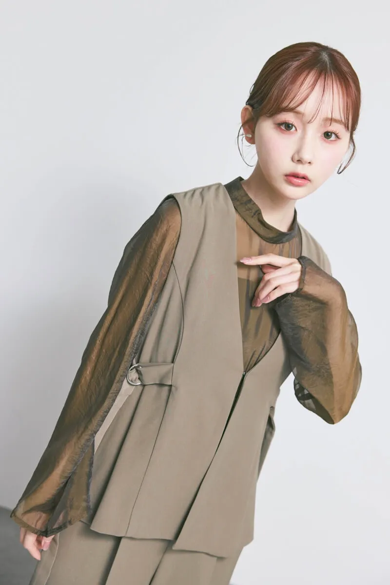 ブラウンのアーバンレイヤーオールインワンスーツ