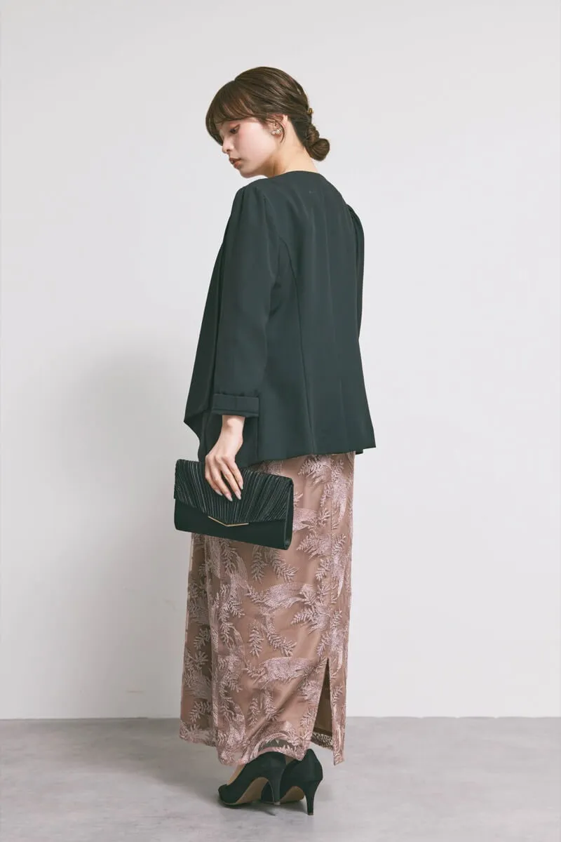 ピンクベージュのリーフレースIラインドレス