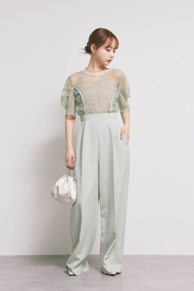 ミントグリーンのパネルレースドッキングコンビネーション