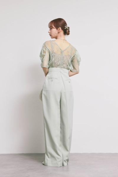 ミントグリーンのパネルレースドッキングコンビネーション