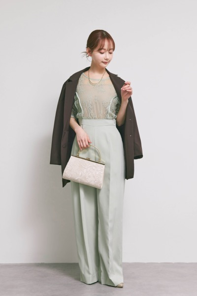 ミントグリーンのパネルレースドッキングコンビネーション