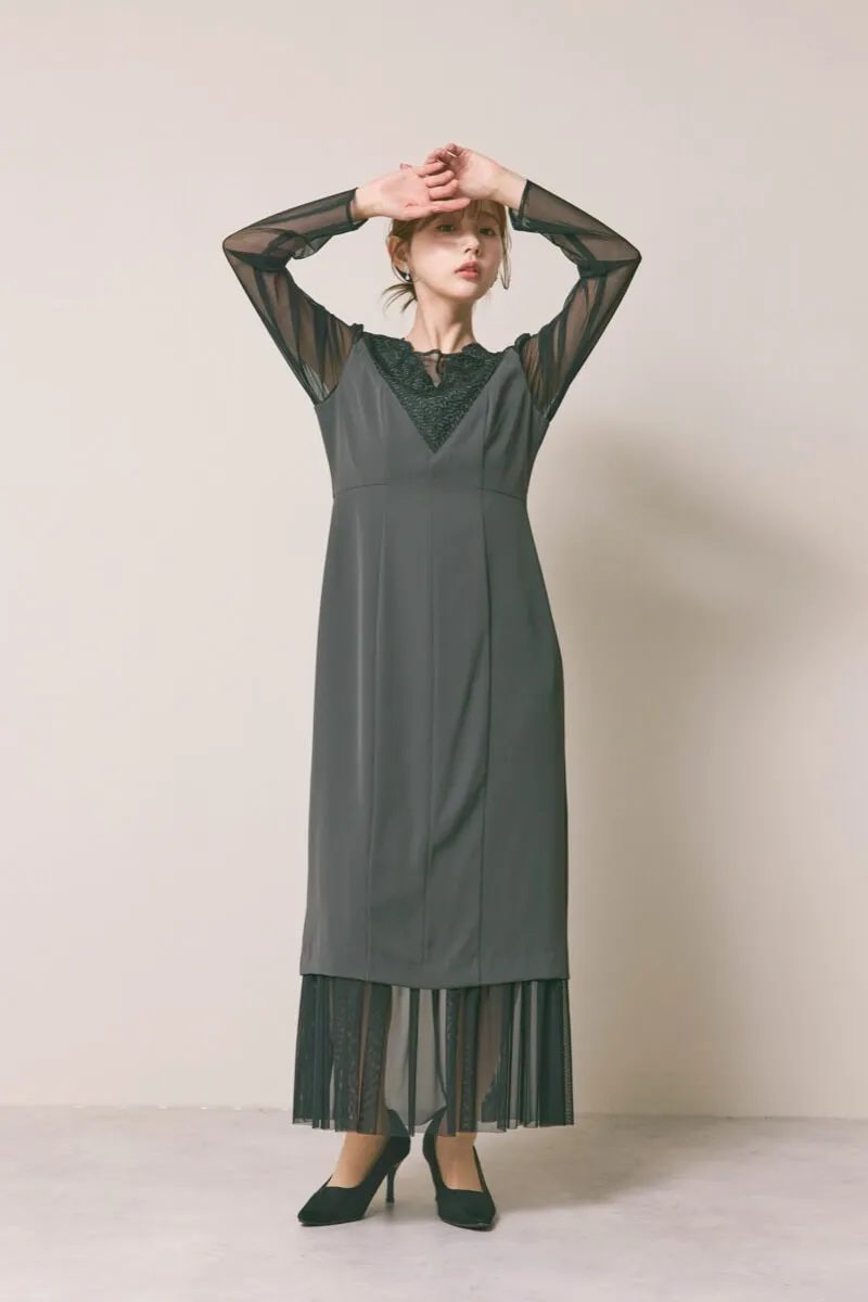 グレーのレースVネックレイヤードドレス