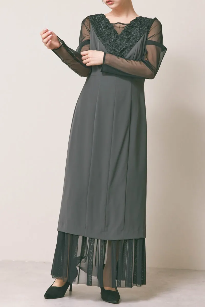 グレーのレースVネックレイヤードドレス