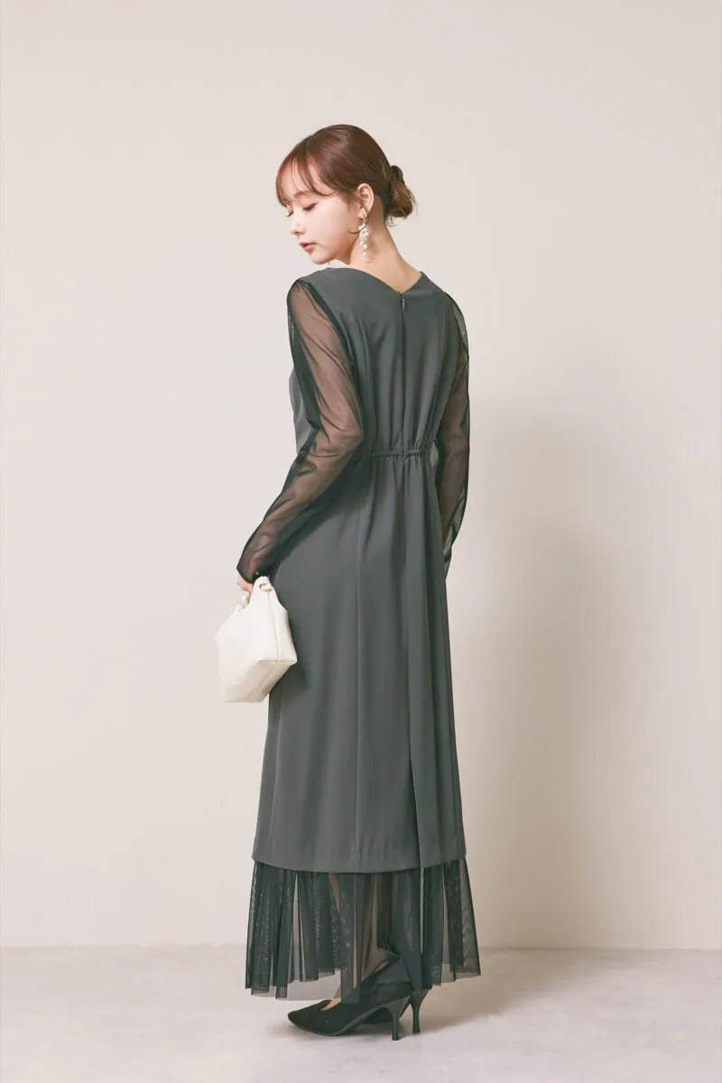 グレーのレースVネックレイヤードドレス