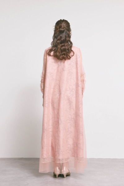 オレンジのシアーペタルレイヤードドレス