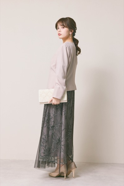 チャコールのシアーペタルレイヤードドレス