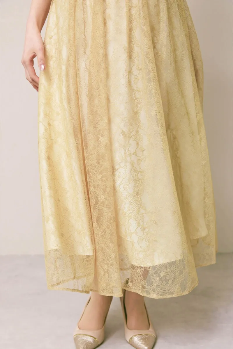 イエローのギャザースリーブレースアップドレス