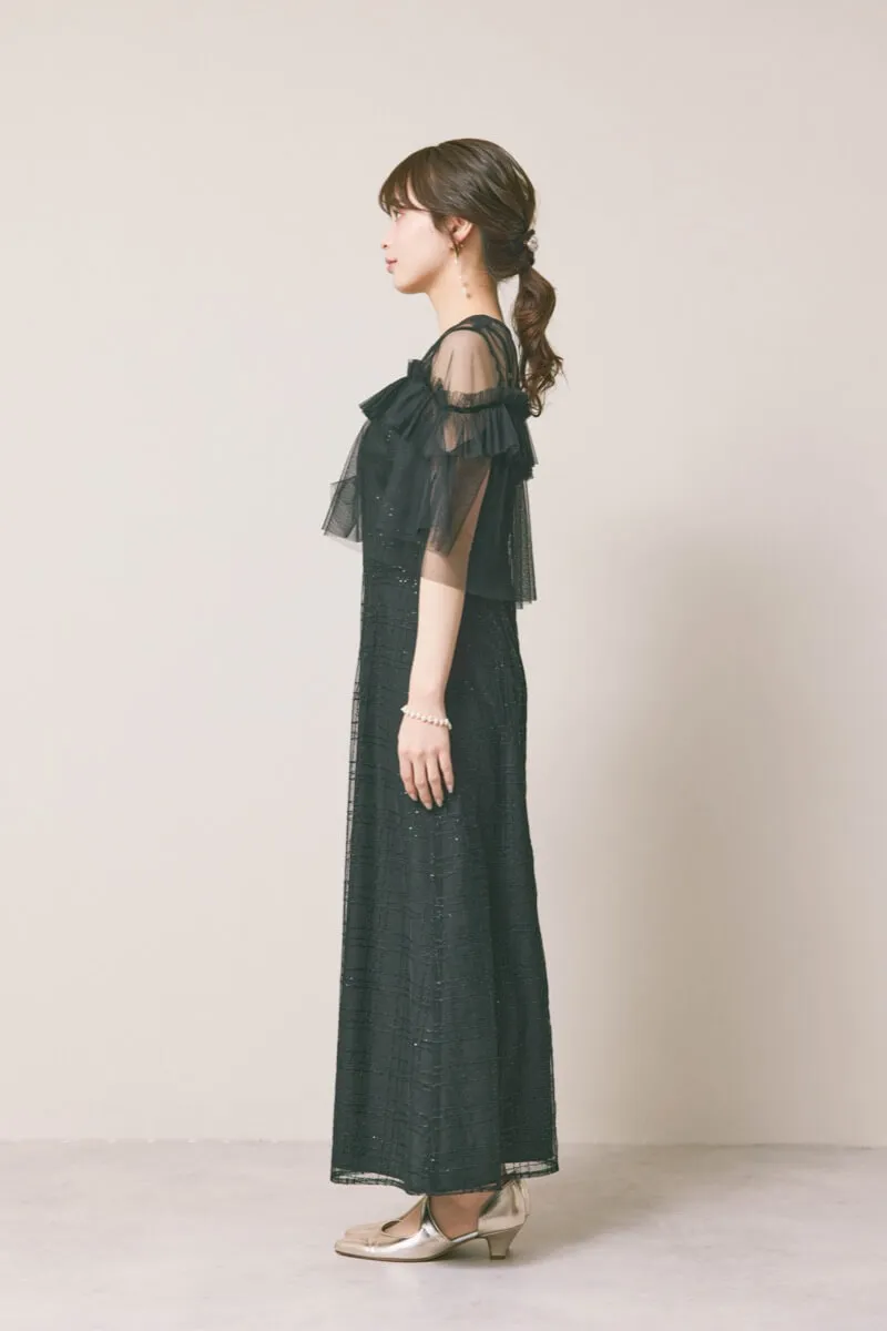 ブラックのフリルチュールチェック柄ドレス