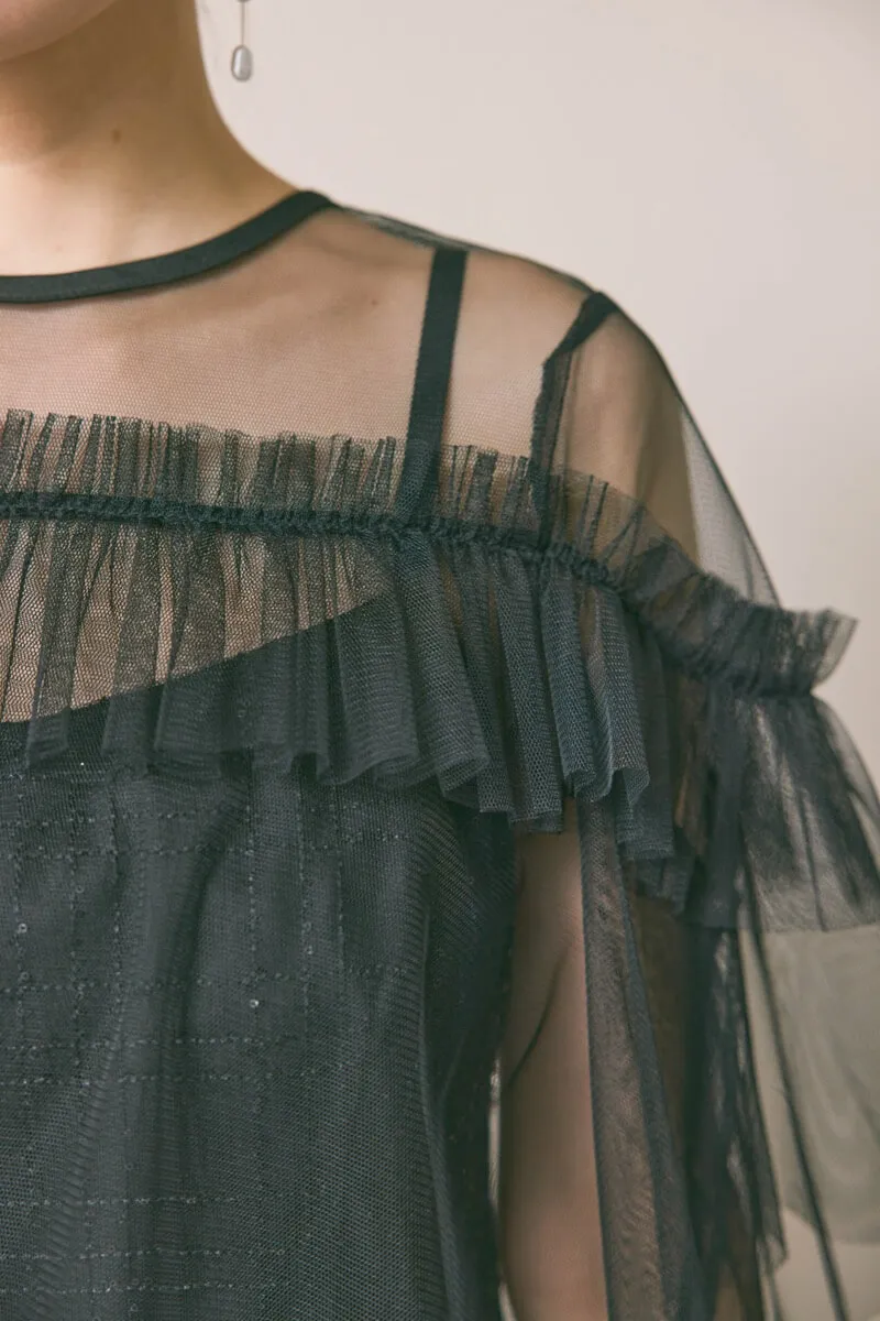 ブラックのフリルチュールチェック柄ドレス