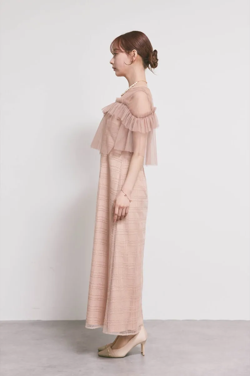 サーモンピンクのフリルチュールチェック柄ドレス