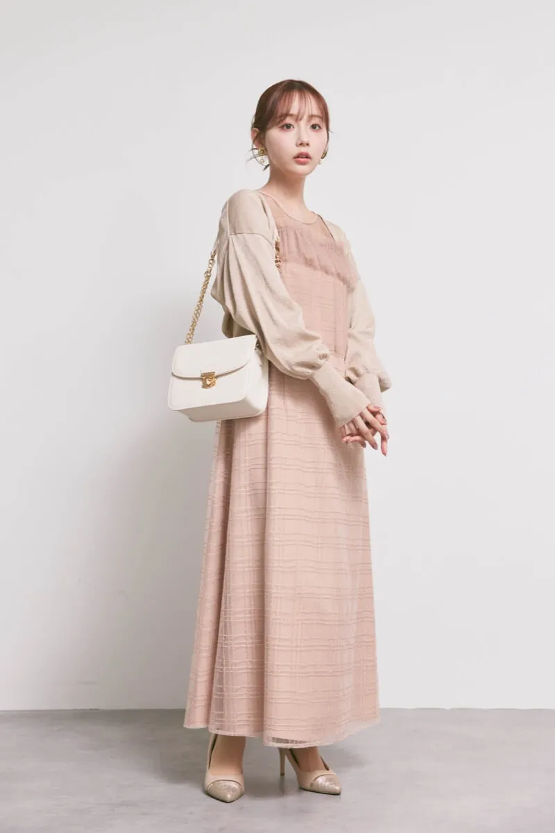 サーモンピンクのフリルチュールチェック柄ドレス