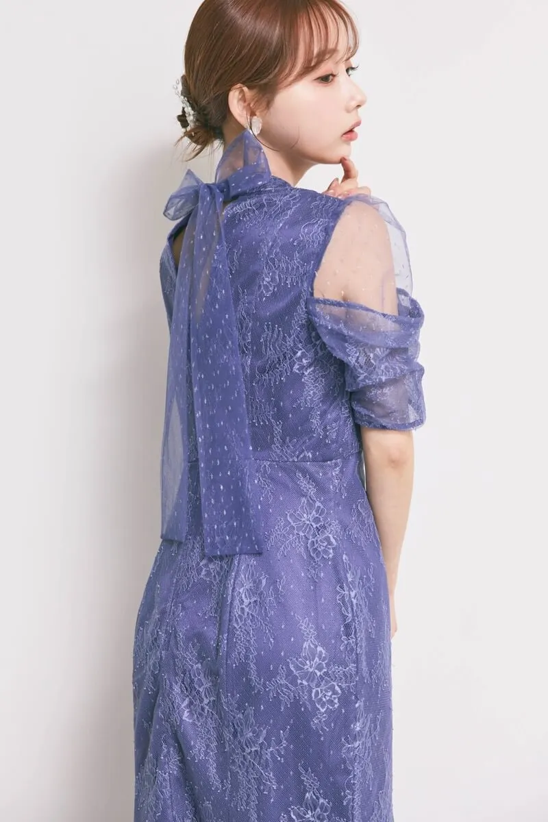 ダークブルーのシアーショルダーレースドレス