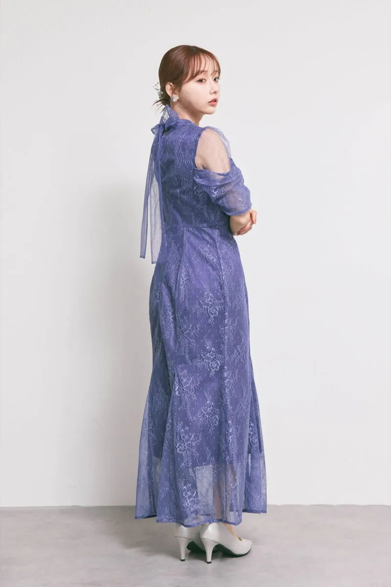 ダークブルーのシアーショルダーレースドレス