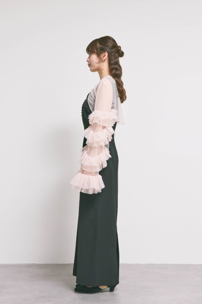 ブラック×ピンクのラッフルスリーブボレロセットドレス