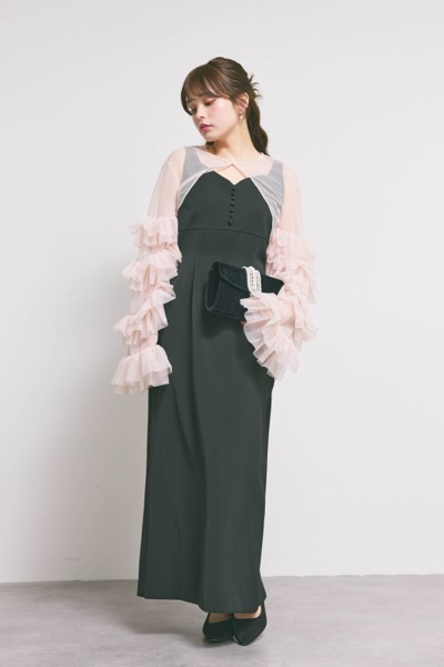 ブラック×ピンクのラッフルスリーブボレロセットドレス