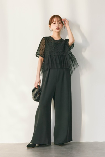 ブラックのティアードチュールオールインワンドレス